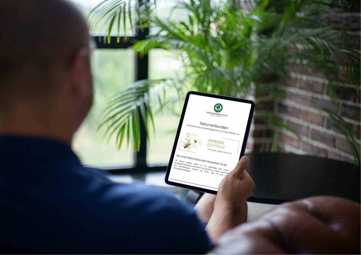 Tablet mit Newsletter